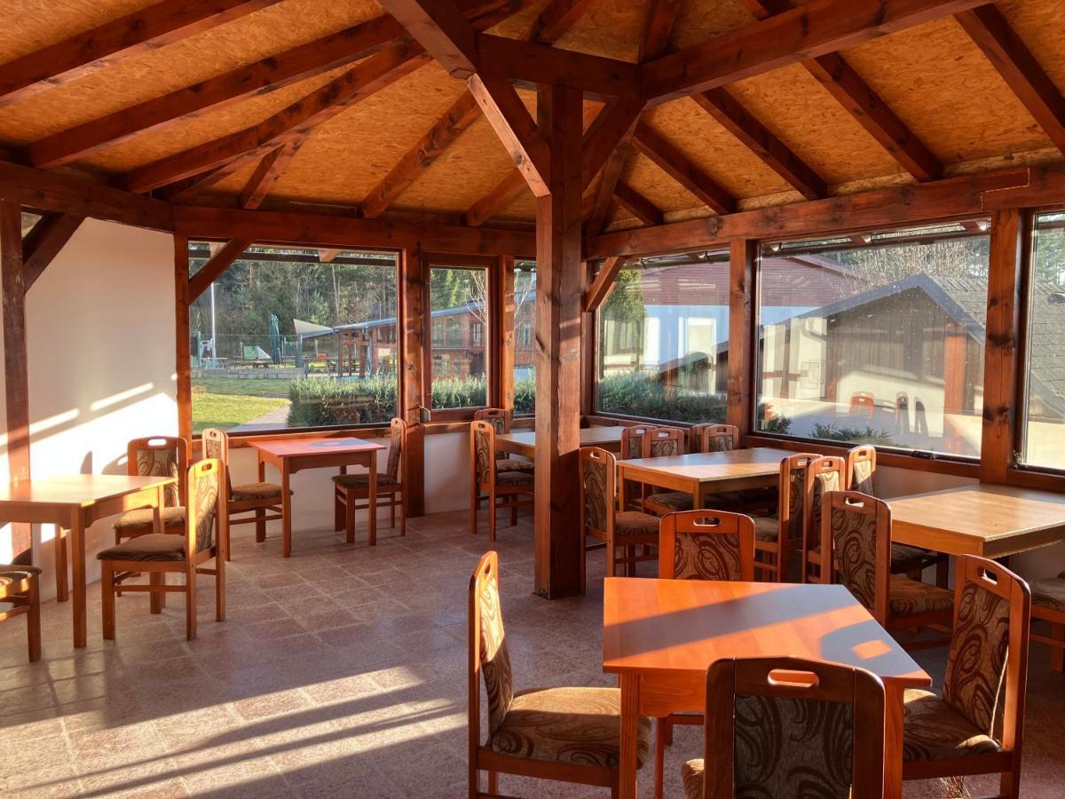 Raj Sportovni A Rekreacni Resort Branzez Knezmost Екстер'єр фото