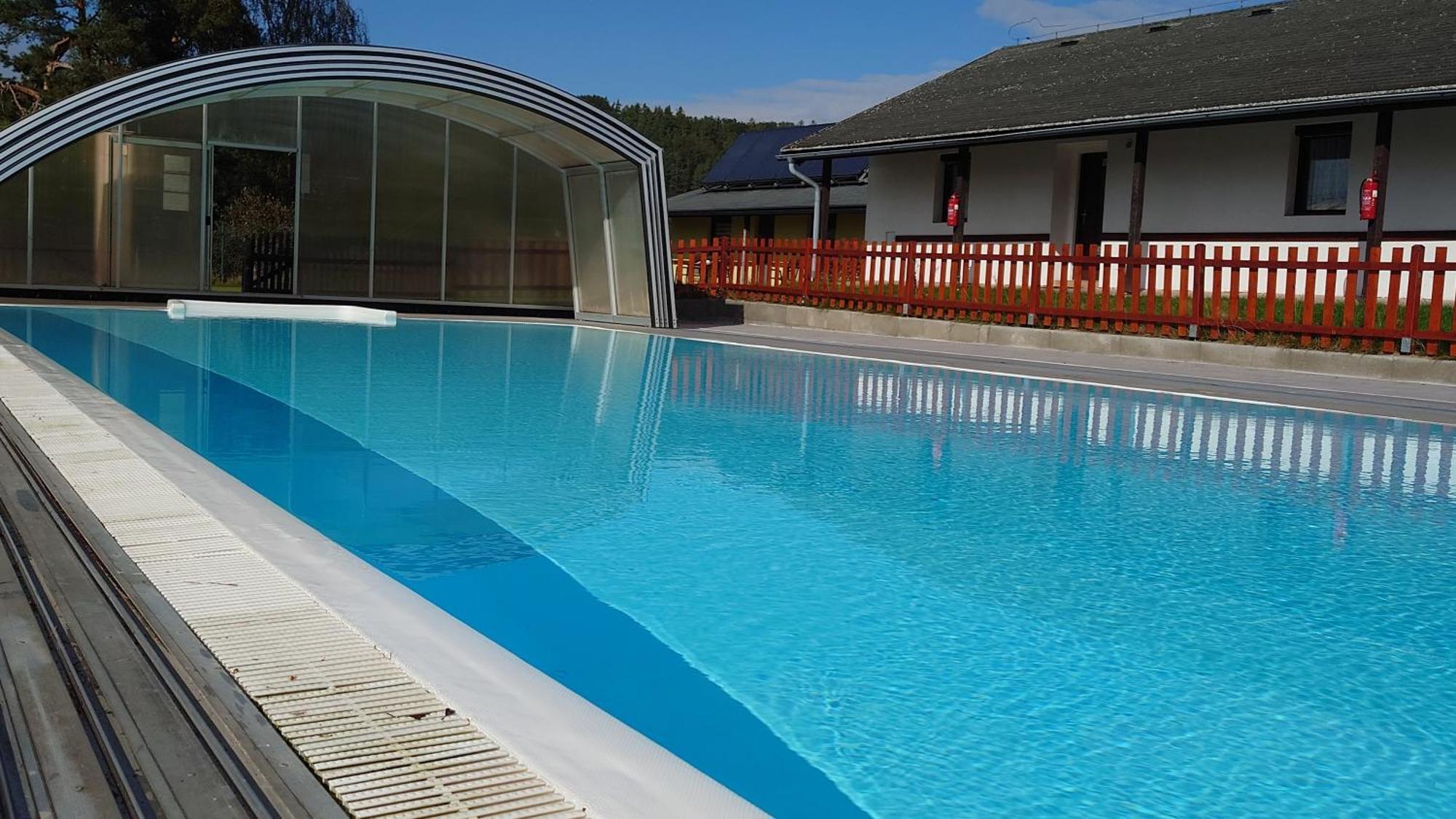 Raj Sportovni A Rekreacni Resort Branzez Knezmost Екстер'єр фото