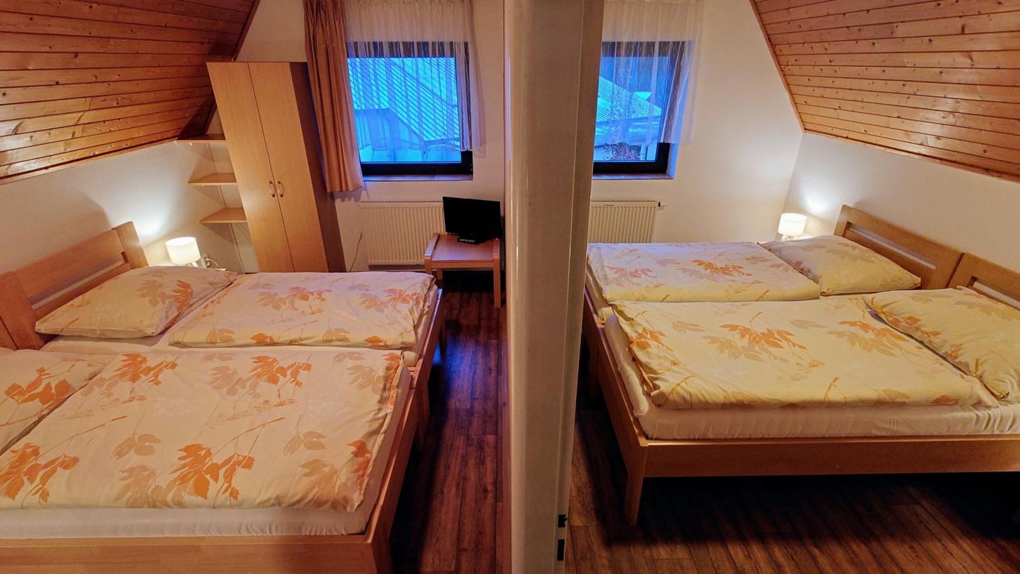 Raj Sportovni A Rekreacni Resort Branzez Knezmost Екстер'єр фото