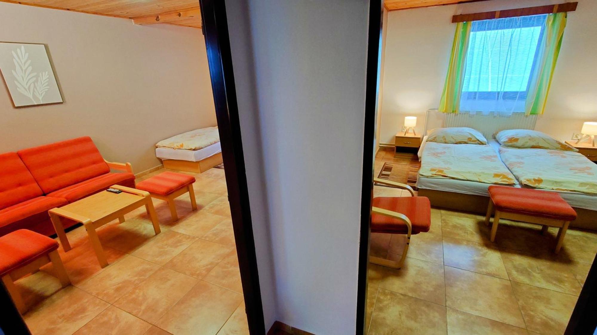 Raj Sportovni A Rekreacni Resort Branzez Knezmost Екстер'єр фото